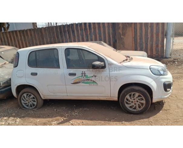 Foto de FIAT UNO DRIVE 1.0 17/18 Placa: QNL9320 9BD195B4NJ0812486