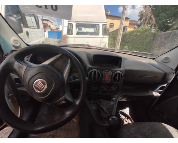 Foto de Fiat Doblô Attractive 1.4 15/16 Placa: PXG8046 Chassi: 9bd11970ug1133800