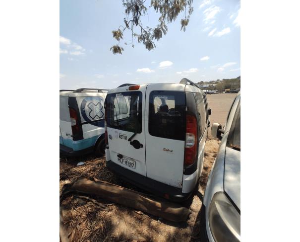 Foto de Fiat Doblo Essence 1.8 12/12