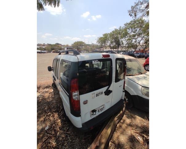 Foto de Fiat Doblo Essence 1.8 12/12
