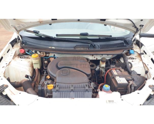 Foto de FIAT SIENA ATTRACTIVE 1.4 88 CV 15/15