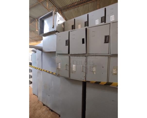 Foto de LOTE DE ARMÁRIOS, PRATELEIRAS E ARQUIVOS EM AÇO – MOBILIÁRIO METÁLICO PARA ESCRITÓRIOS E ARMAZENAMENTO