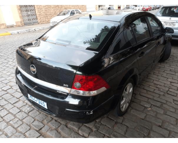 Foto de Vectra Sedan Elegance 2.0 flex, 4 portas, 2005/2006 Placa: HCC7345, Chassi 9BGAB69W06B143949