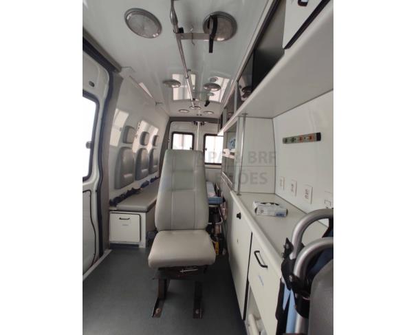 Foto de "Iveco Daily AUTOMAR AMB 17/18  Placa: QNC7626 Chassi: 93zk42c01j8474094"