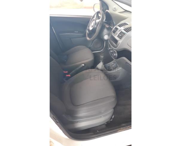 Foto de FIAT SIENA ATTRACTIVE 1.0 75CV 18/18
