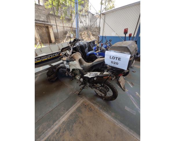Foto de Honda XRE 300 14/14