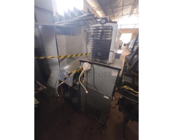 Foto de LOTE DE BEBEDOUROS EM AÇO INOX – EQUIPAMENTOS DIVERSOS PARA FORNECIMENTO DE ÁGUA