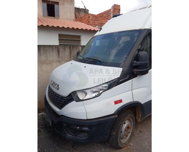 Foto de IVECO DAILY TCA MIC – 2022/2023