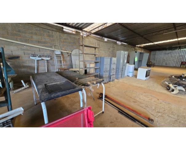 Foto de Lote de Equipamentos Hospitalares e Mobiliário Clínico