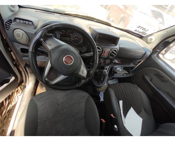 Foto de Fiat Doblo Essence 1.8 13/14