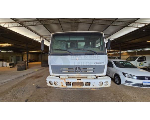 Foto de Caminhão Mercedes-Benz Atron 1719K 2014