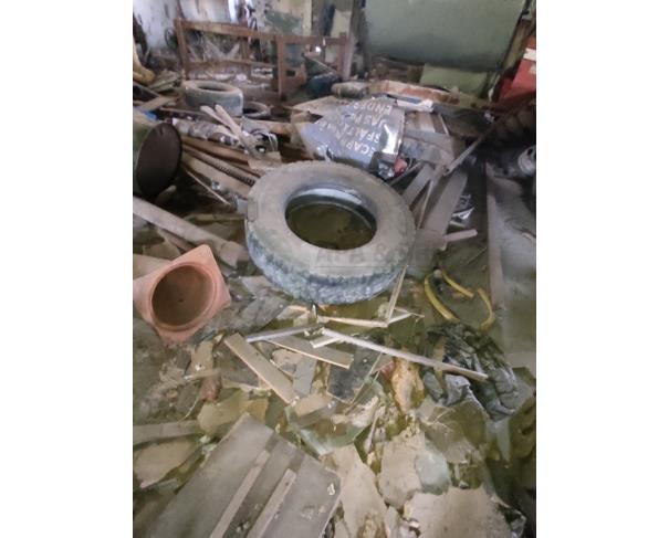 Foto de Pneus diversos.