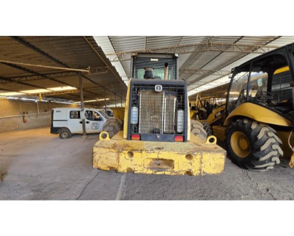 Foto de Carregadeira New Holland 12D - 2012