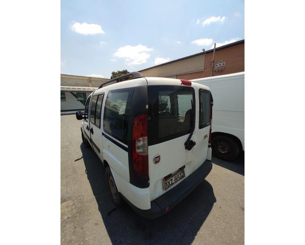 Foto de Fiat Doblo Attractiv 1.4 16/16