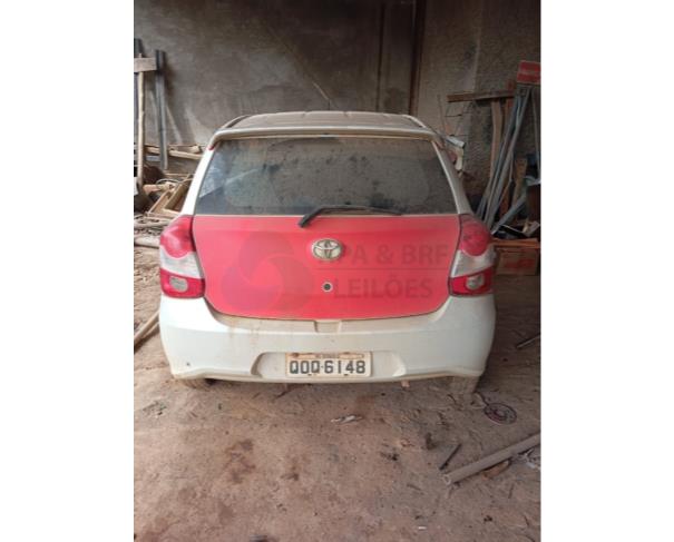 Foto de TOYOTA ETIOS HB X 1.3L MT 2017/2018