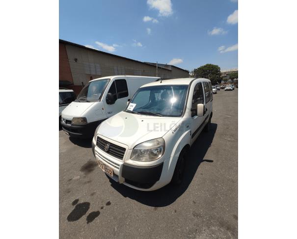 Foto de Fiat Doblo Attractiv 1.4 16/16