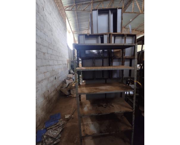 Foto de LOTE DE ARMÁRIOS, PRATELEIRAS E ARQUIVOS EM AÇO – MOBILIÁRIO METÁLICO PARA ESCRITÓRIOS E ARMAZENAMENTO