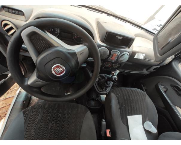 Foto de Fiat Doblo Essence 1.8 13/14