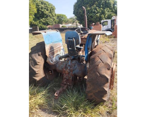 Foto de Trator Ford 4610