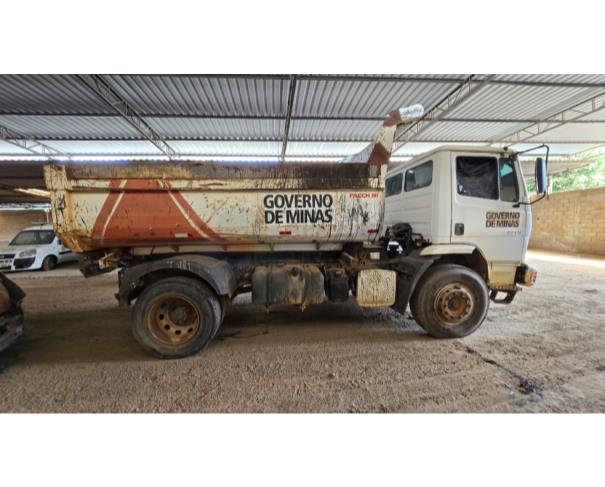 Foto de Caminhão Mercedes-Benz Atron 1719K 2014