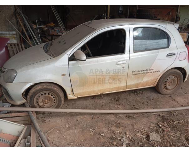 Foto de TOYOTA ETIOS HB X 1.3L MT 2017/2018