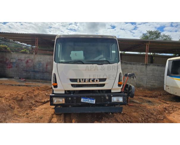 Foto de Caminhão Iveco Tector 170E22 12m³ 2013/2014