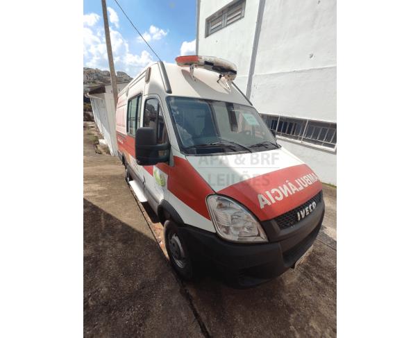 Foto de "Iveco Daily AUTOMAR AMB 17/18  Placa: QNC7626 Chassi: 93zk42c01j8474094"