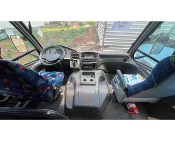 Foto de Ônibus Marcopolo Volare W8 On, Placa: HMH4817, Chassi: 93PB12E3P9C028329