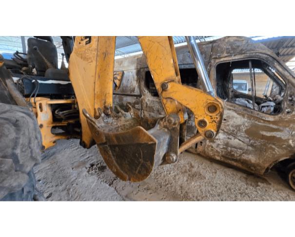 Foto de Retroescavadeira JCB 2010