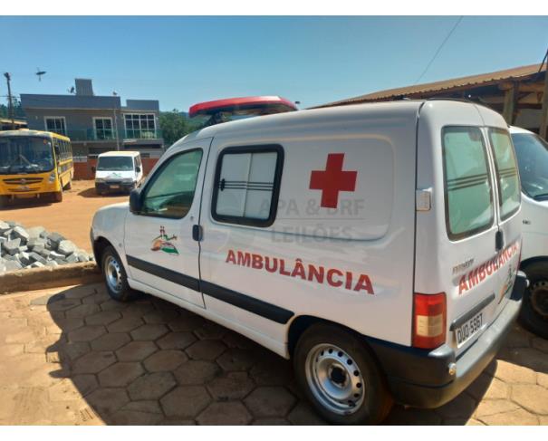 Foto de PEUGEOT PART GREENCAR AMBULANCIA 18/19 Placa: QUO5967 Chassi: 8AEGCNFN8KG501799