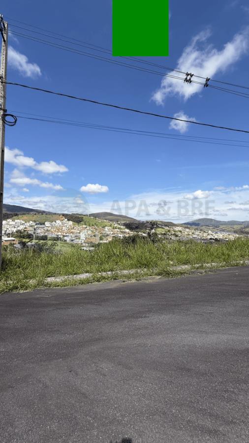 Terreno | Lote 13 da Quadra G | Flores de Ipê | Capitólio/MG Prefeitura de Capitólio - Terrenos, localizado em Capitólio - MG