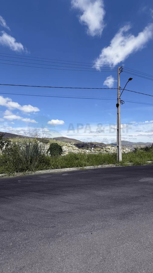 Terreno | Lote 12 da Quadra G | Flores de Ipê | Capitólio/MG Prefeitura de Capitólio - Terrenos, localizado em Capitólio - MG