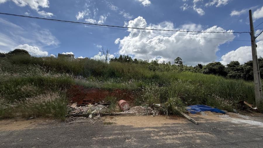 Terreno | Lote 14I da Quadra 03 | Parque Residencial Vitória | Capitólio/MG Prefeitura de Capitólio - Terrenos, localizado em Capitólio - MG