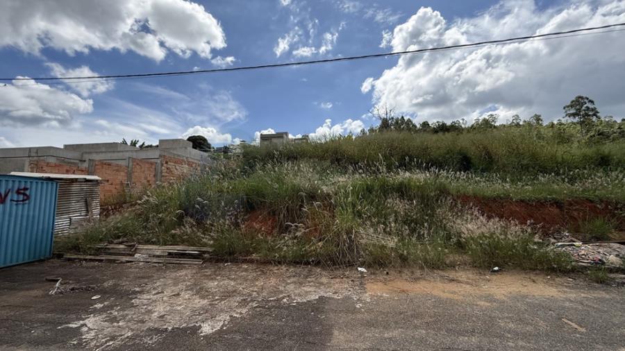 Terreno | Lote 14I da Quadra 03 | Parque Residencial Vitória | Capitólio/MG Prefeitura de Capitólio - Terrenos, localizado em Capitólio - MG