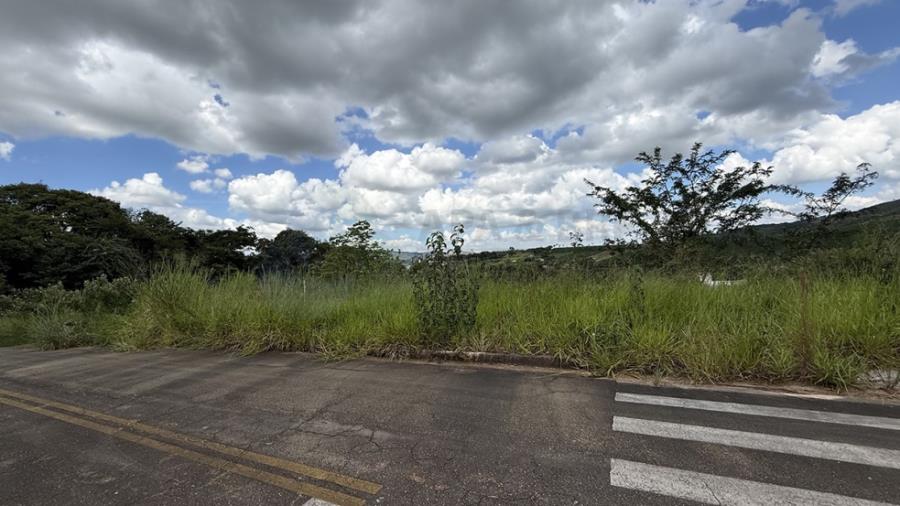 Terreno | Lote 20 I da Quadra 03 | Parque Residencial Vitória | Capitólio/MG Prefeitura de Capitólio - Terrenos, localizado em Capitólio - MG